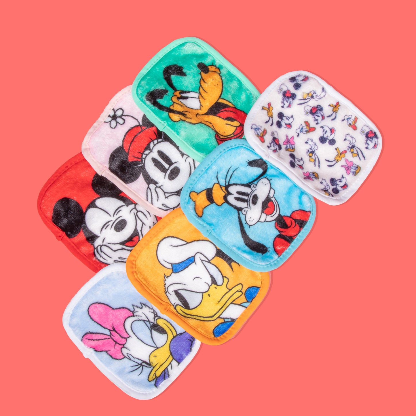 Mickey & Friends 7-Day Set MakeUp Eraser cloths.